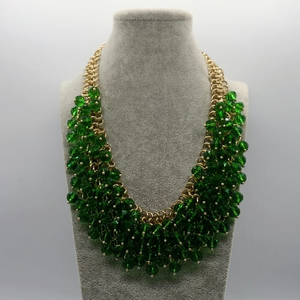 NWT Kelly Green Crystal Beaded Gold Statement Necklace